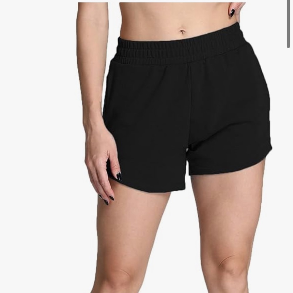 Set of 2 casual lounge shorts: black & brown